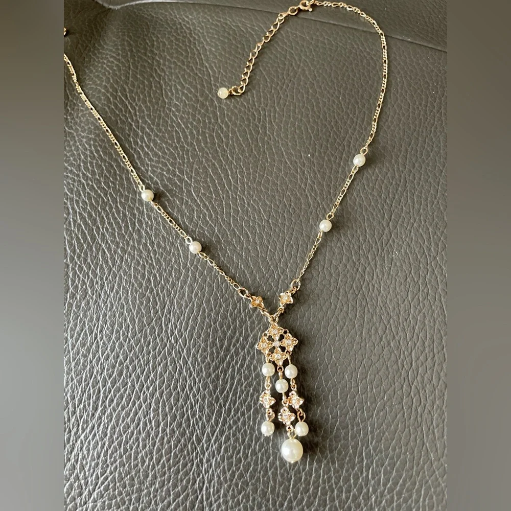 Signed NWT Vintage Gold Pearl Drop Necklace - Picture 11 of 15
